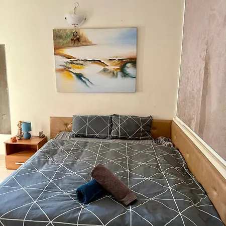 Great Location Maltese Flat Διαμέρισμα *
